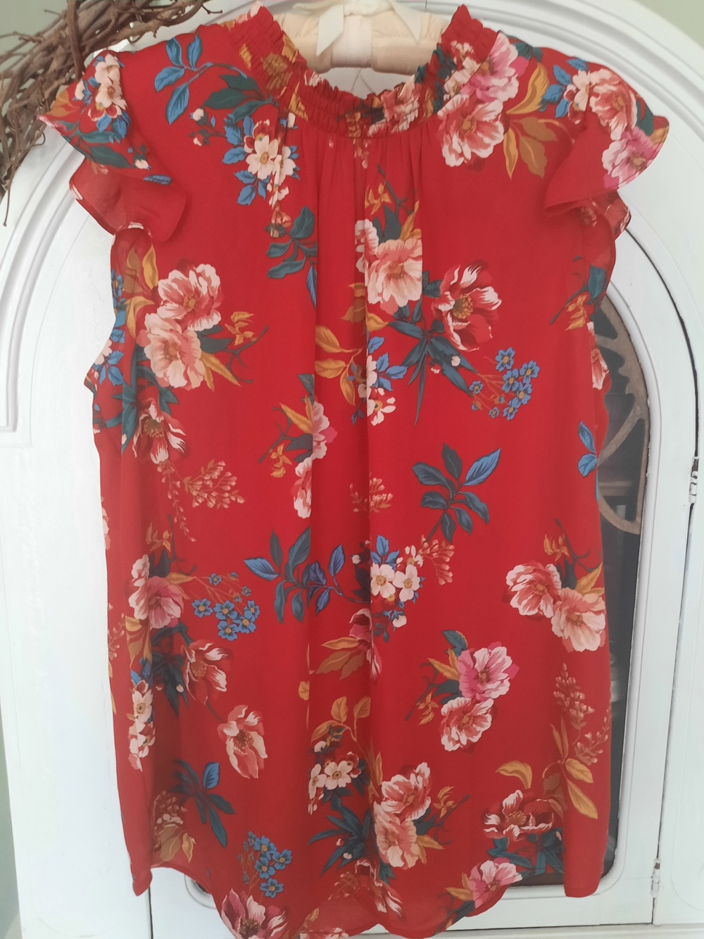 LOFT Red Floral Flutter Sleeve Blouse NWT ~ Sm